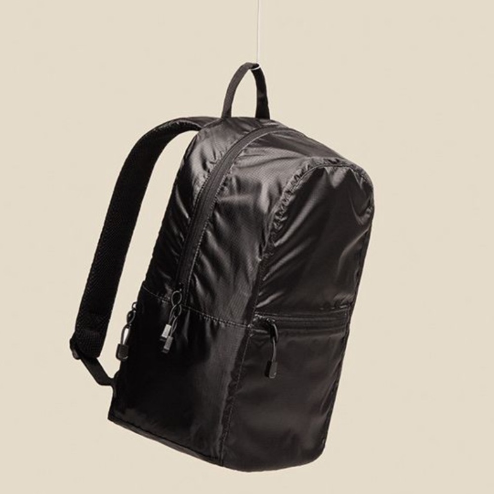 Lo and Sons Hanover Travel Backpack